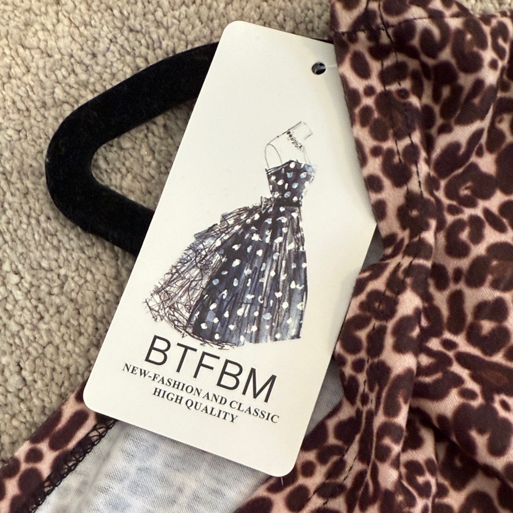 Leopard Print Muscle Tee - Picture 3 of 4